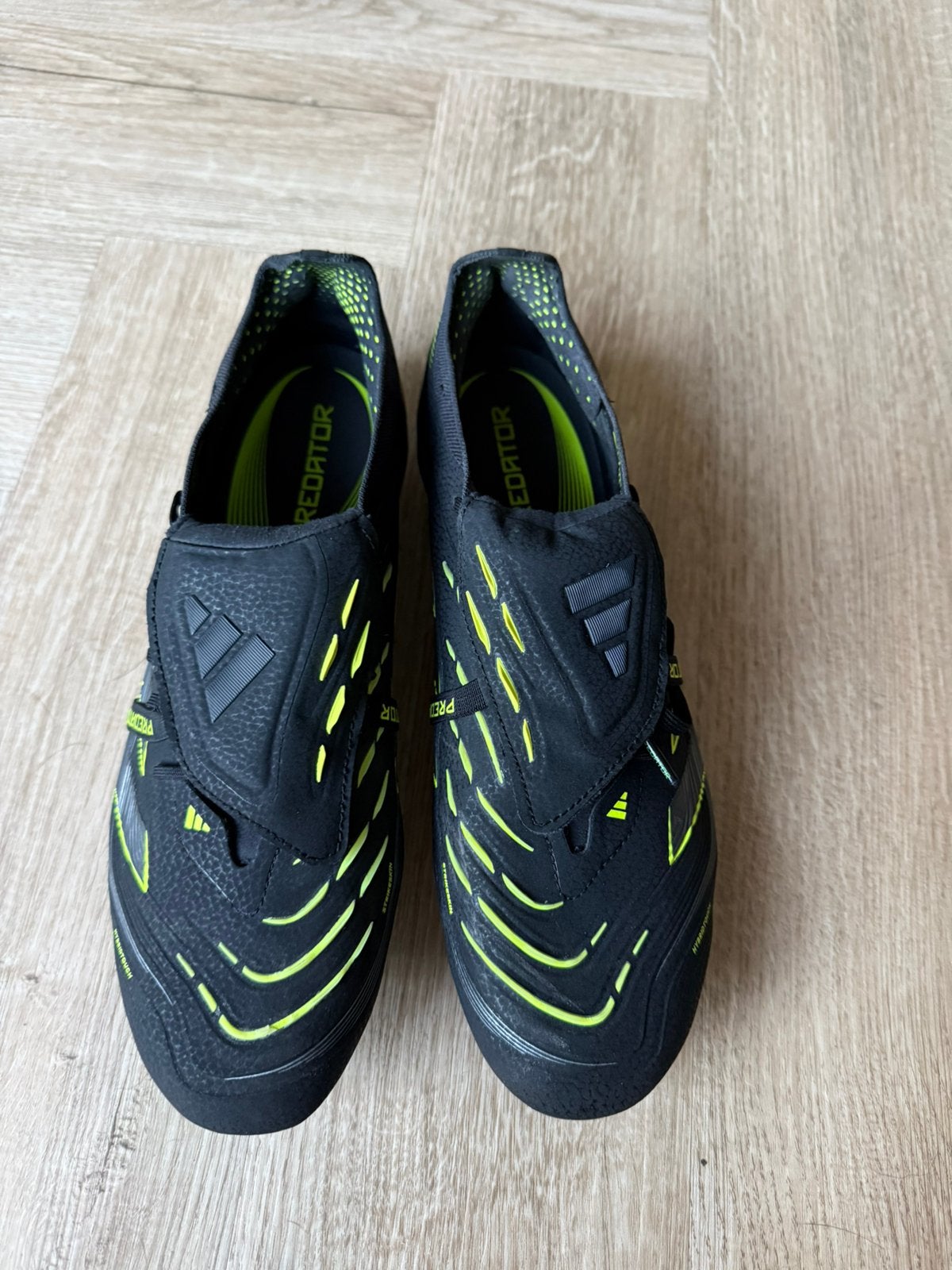 Adidas predator elite 46,2/3, Maat XS of kleiner, Ophalen of Verzenden, Zo goed als nieuw, Schoenen