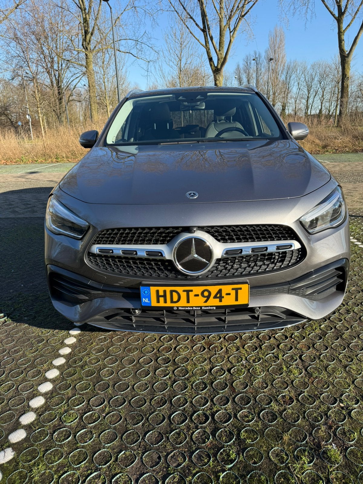 Mercedes-Benz GLA 250 e AMG- line 218pk 8G-DCT 2020 Grijs, Auto's, 1800 kg, 1675 kg, 160 pk, Plug-in hybride