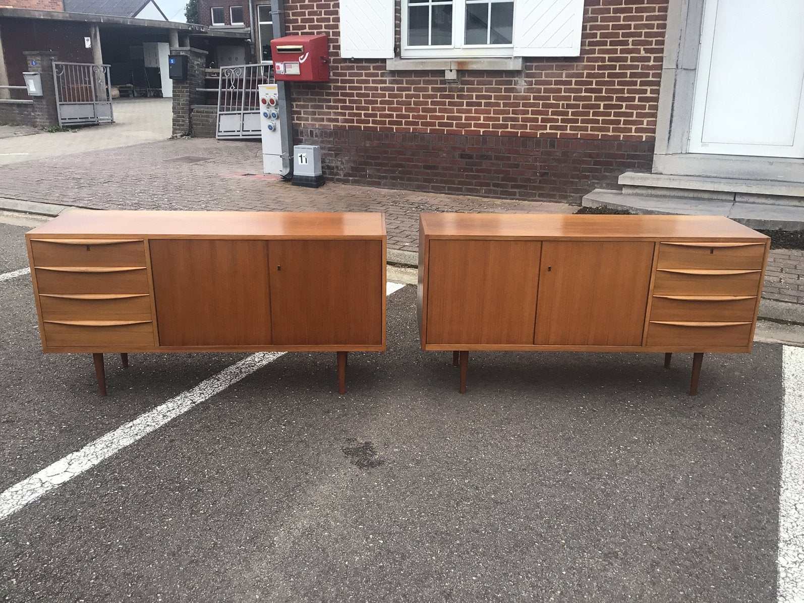 Vintage sideboards 1960s, Ophalen, Gebruikt