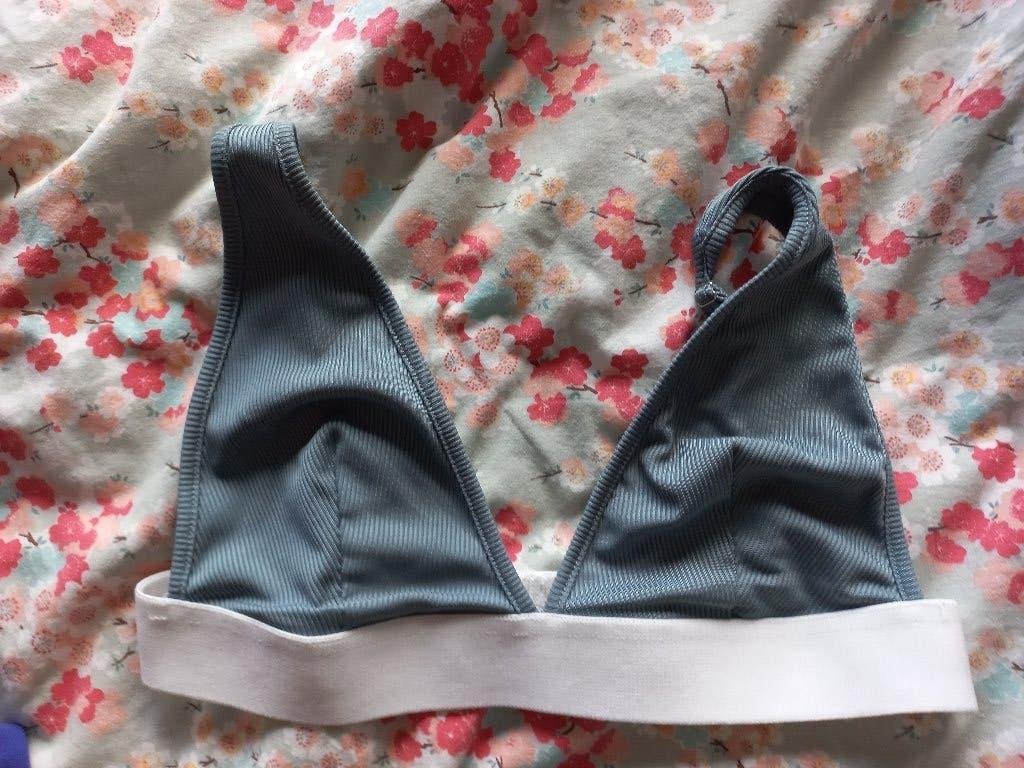 *NIEUW* lichtgrijs met wit topje met elastiek, maat XL., Ophalen of Verzenden, Grijs, Overige typen
