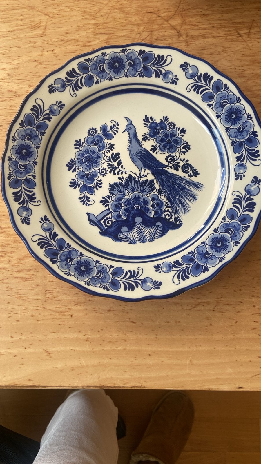 Delfts Blauw sierbord met pauw - Flora keramiek, Antiek en Kunst, Ophalen of Verzenden