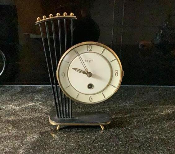 Vintage Orfac klok uit 50er jaren, Huis en Inrichting, Woonaccessoires | Klokken, Ophalen of Verzenden, Gebruikt, Wandklok