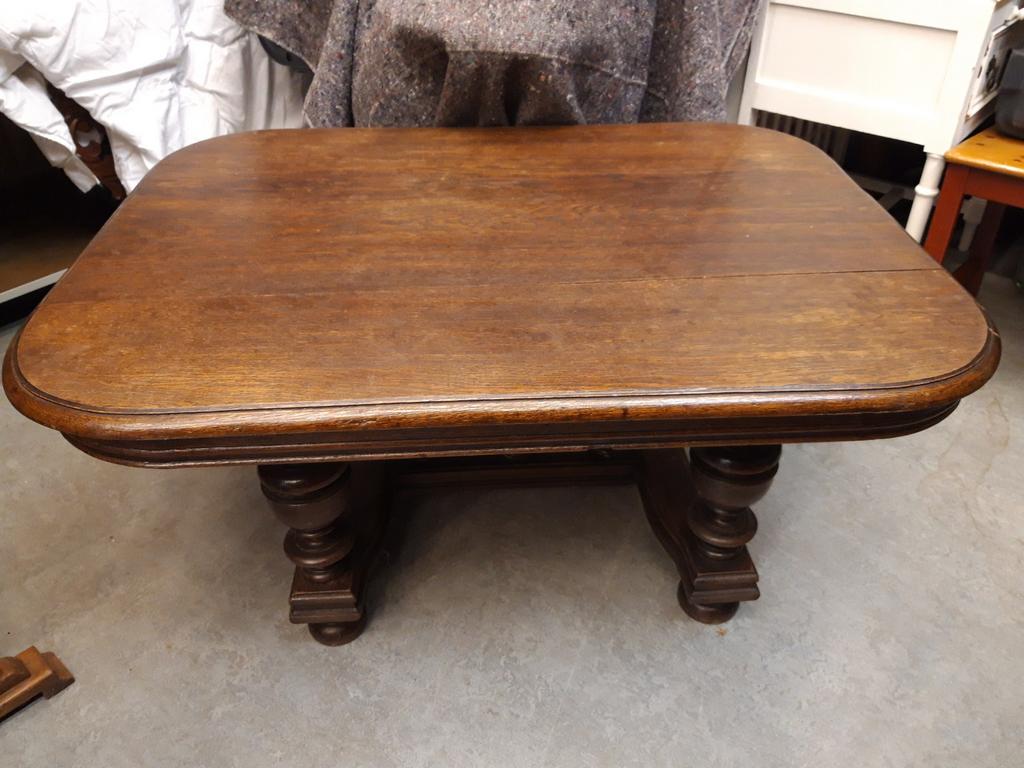 Henri Deux massieve salontafel, Antiek en Kunst, Ophalen