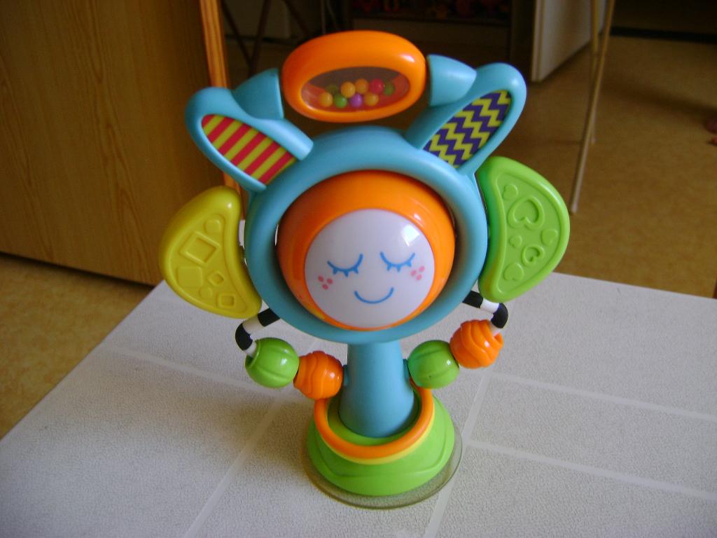 speeltje voor op de kinderstoel met licht en zuignap 20h bal, Ophalen of Verzenden, Zo goed als nieuw, Overige typen