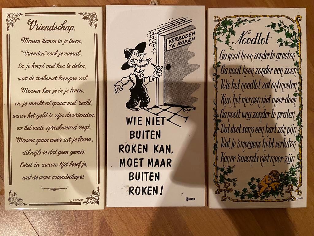 3 tegeltjes met spreuken tegelwijsheden, Ophalen of Verzenden, Zo goed als nieuw