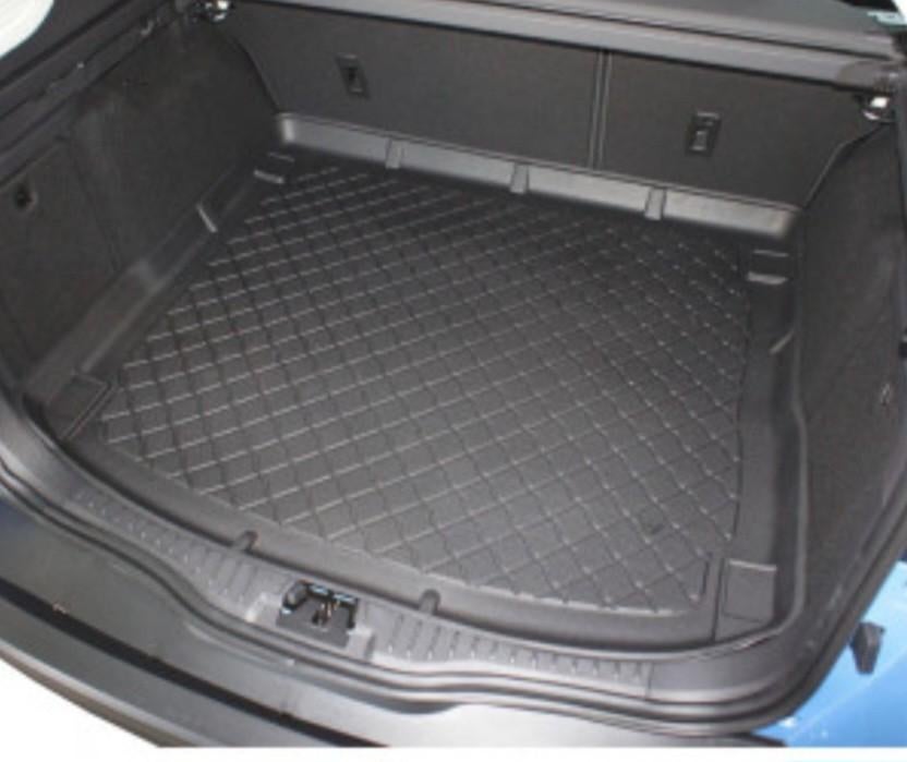 Rubberen kofferbakmat - Ford Focus - z.g.a.n., Auto diversen, Kofferbakmatten, Ophalen, Zo goed als nieuw