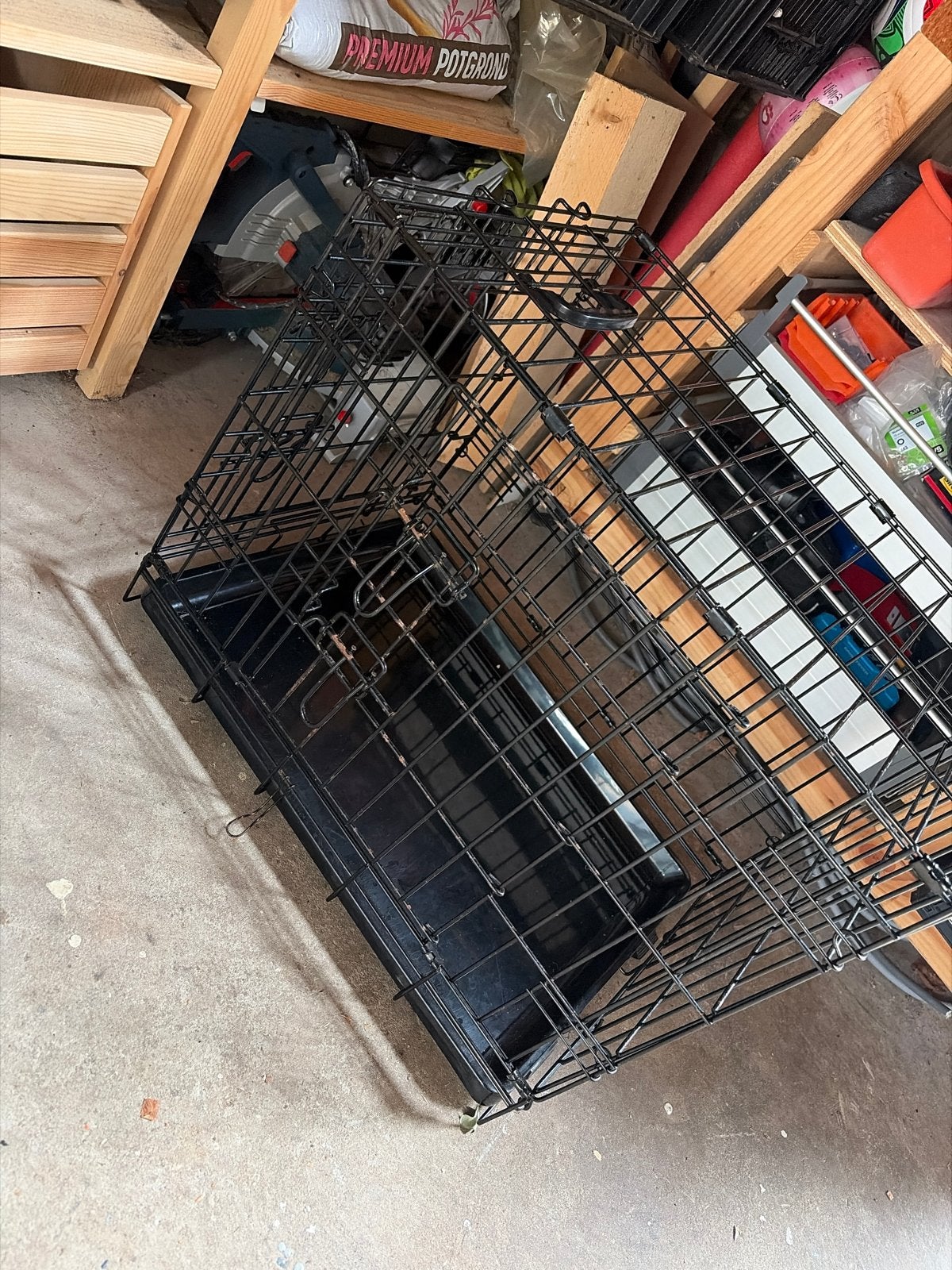 Hondenbench / zwart / kleine beschadigingen op een deur., Dieren en Toebehoren, Ophalen, Gebruikt