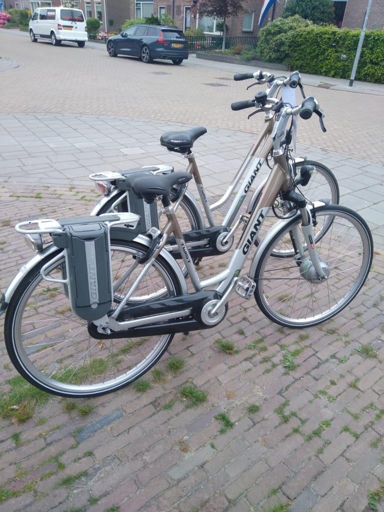 Set Giant Double Twist [50cm en 54cm] Ebikes., Fietsen en Brommers, Zo goed als nieuw, 51 tot 55 cm, 50 km per accu of meer, Ophalen
