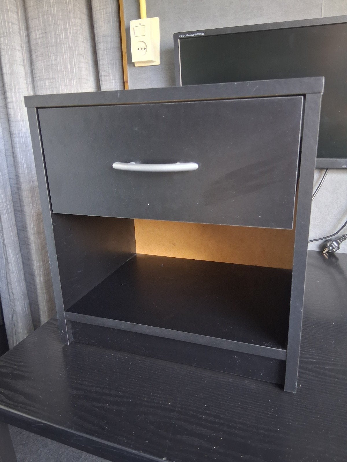Net nachtkastje Jysk, Huis en Inrichting, Gebruikt, Ophalen of Verzenden, 45 tot 65 cm, Minder dan 55 cm
