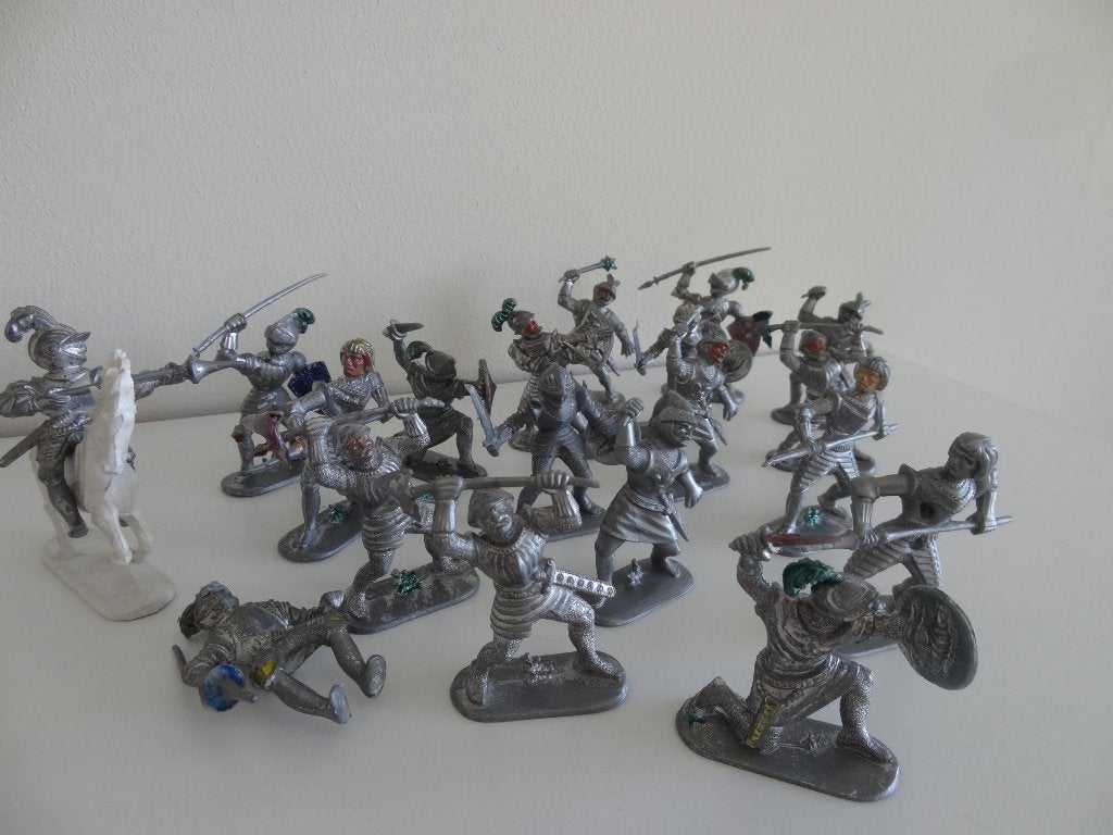 Diverse actie figuurtjes ridders, Ophalen, Gebruikt