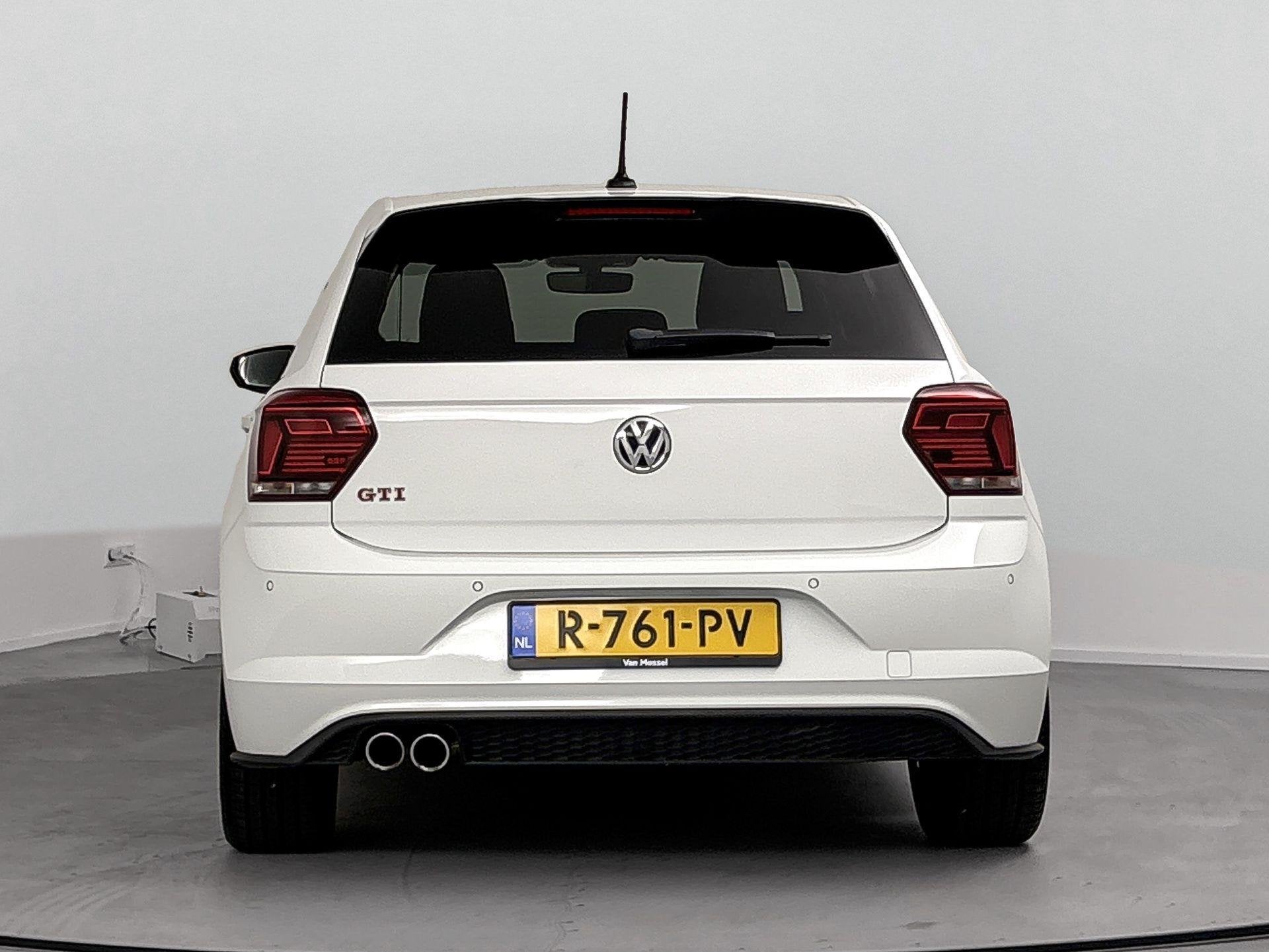 Volkswagen Polo 2.0 TSI GTI Volledig dealer onderhouden | Au, Auto's, 12 maanden, Stof, Gebruikt, 4 cilinders