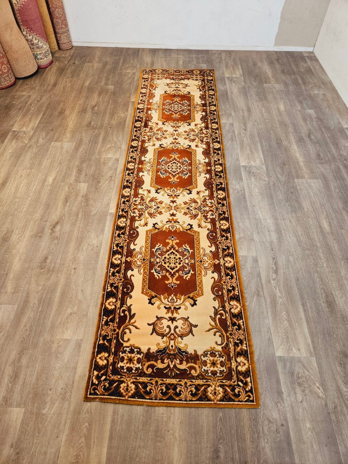 Perzische Loper. Prachtige kleuren en patronen! Weg = Weg!, 100 tot 150 cm, Perzisch, Zo goed als nieuw, Rechthoekig