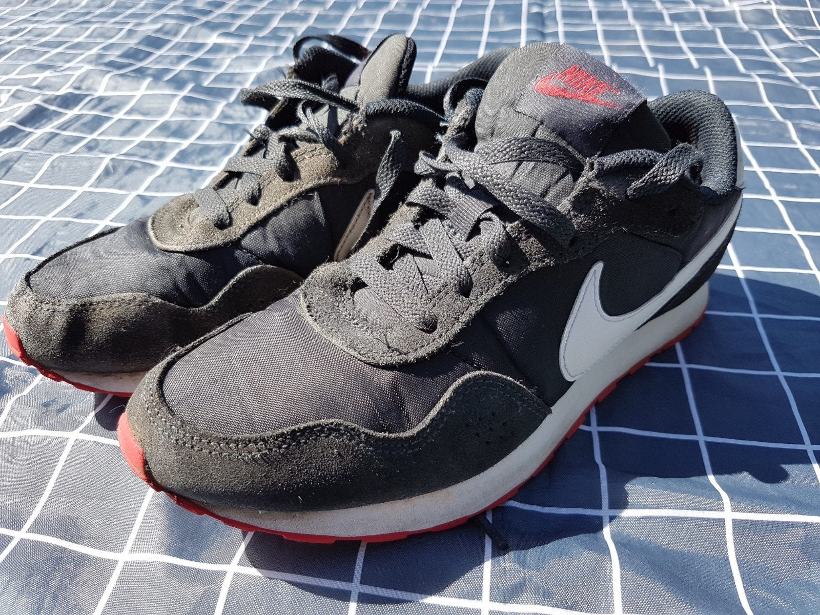 Nike MD Runner maat 38,5, Gebruikt, Jongen of Meisje, Schoenen, Ophalen of Verzenden