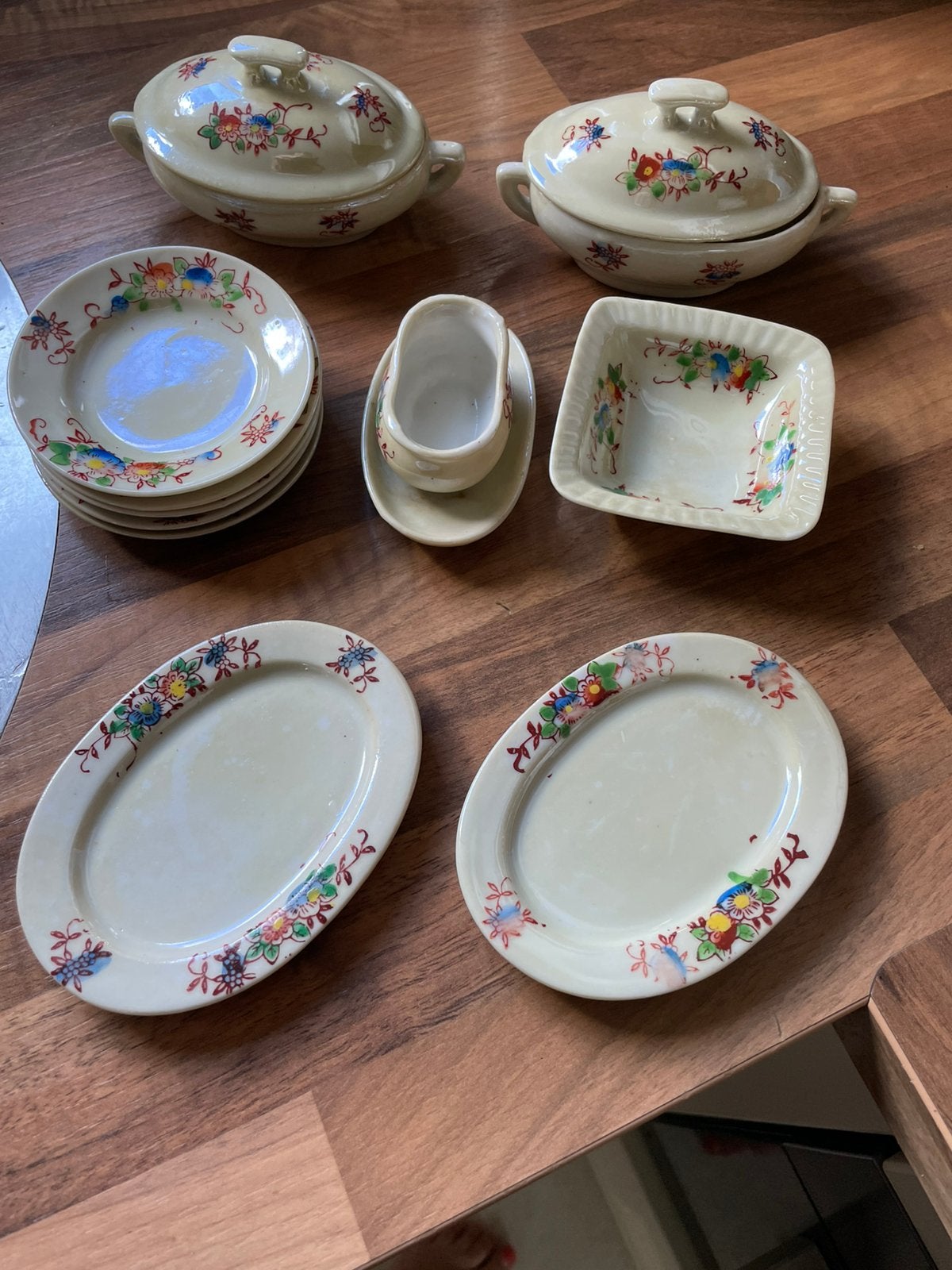 Vintage porceleinen kinderservies, Verzenden