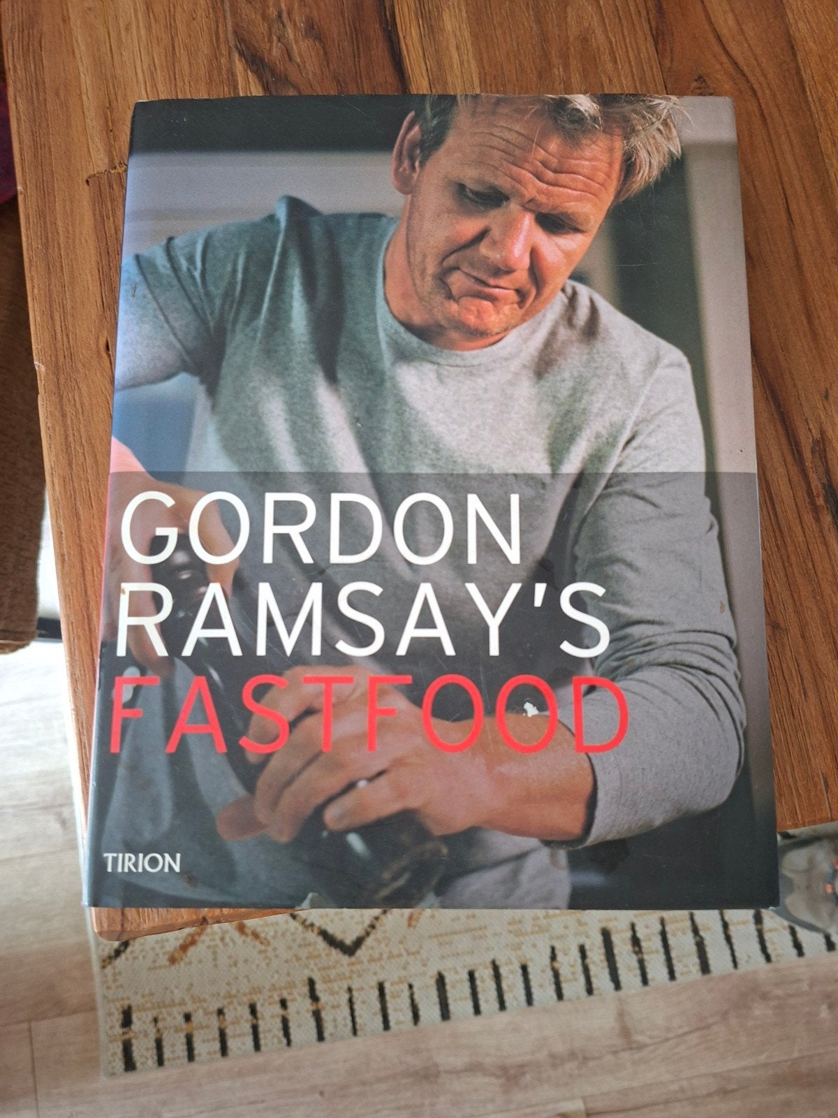 Gordon Ramsay's Fast Food - Kookboek, Gelezen, Gordon Ramsay, Ophalen of Verzenden, Hoofdgerechten