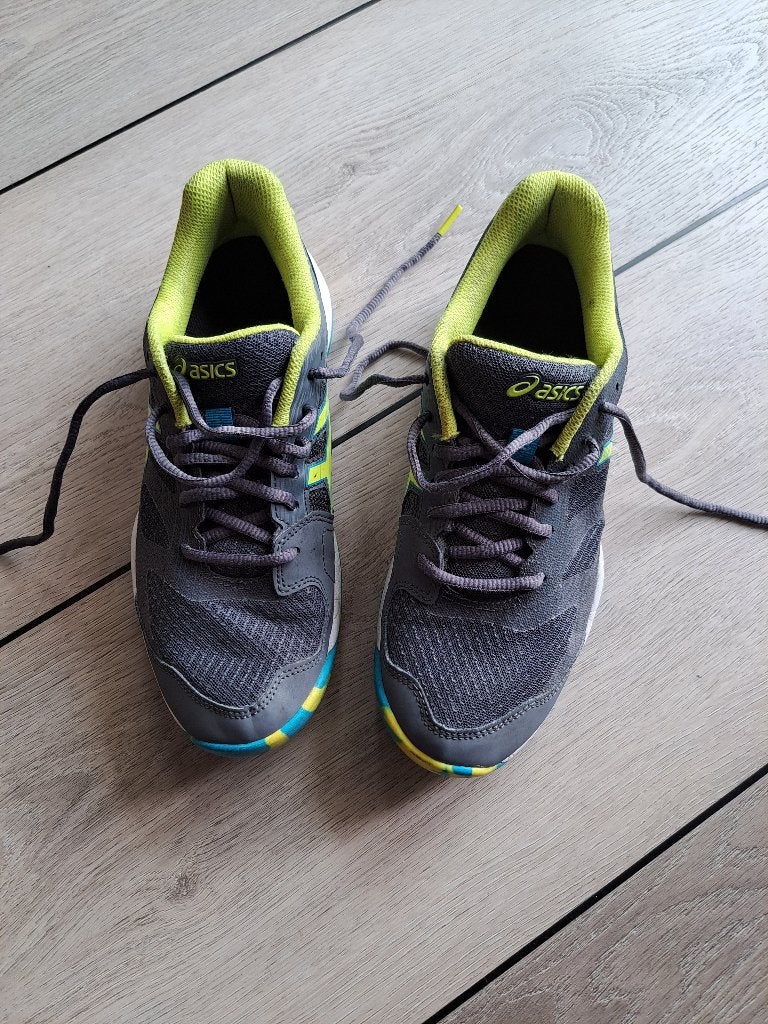 Asics tennis padel schoenen maat 40, Ophalen of Verzenden, Zo goed als nieuw, Padelschoenen