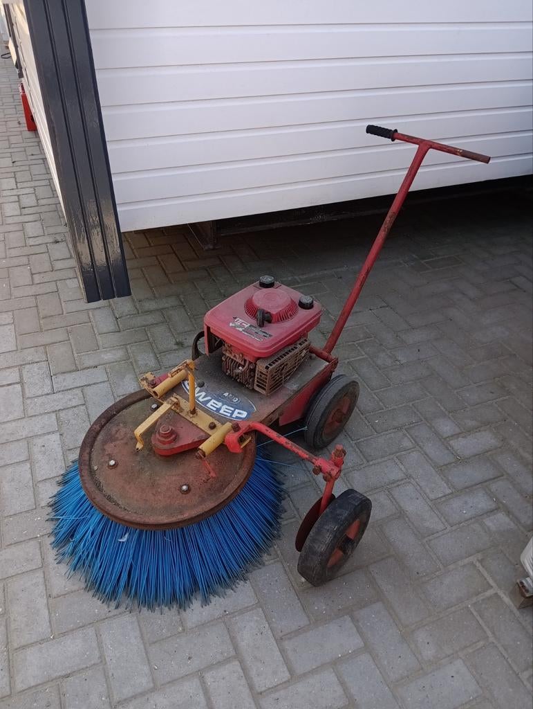 Sweep veegmachine, Ophalen, Gebruikt
