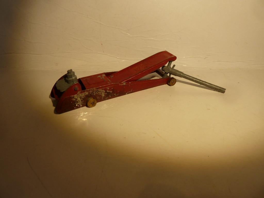 OUDE METALEN ( afgebroken) KRIK, Ophalen of Verzenden