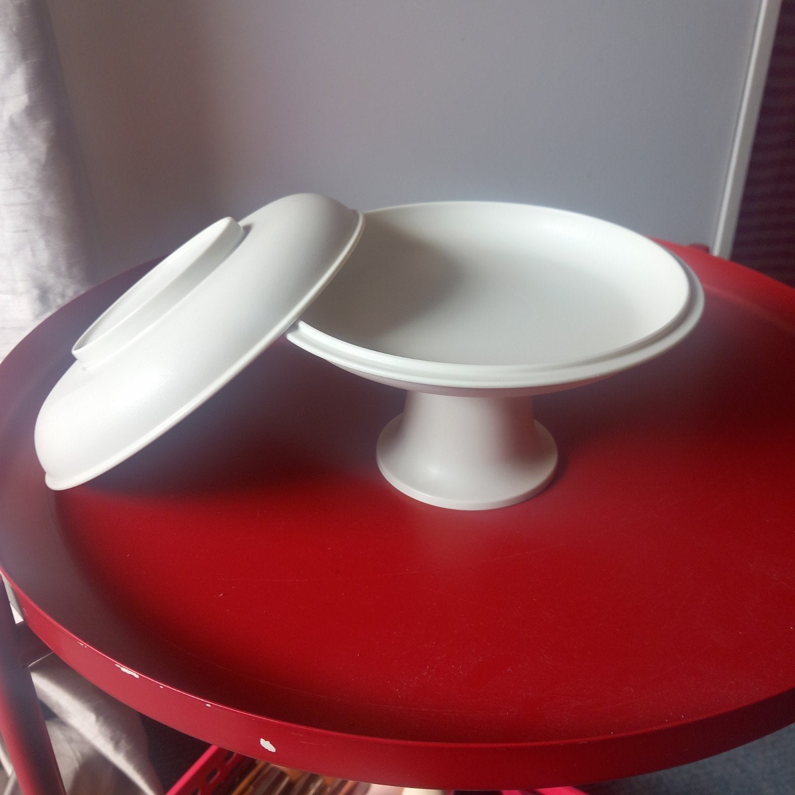 Tupperware mini etagere, taartschaaltje, Ophalen of Verzenden, Zo goed als nieuw, Crème, Schaal