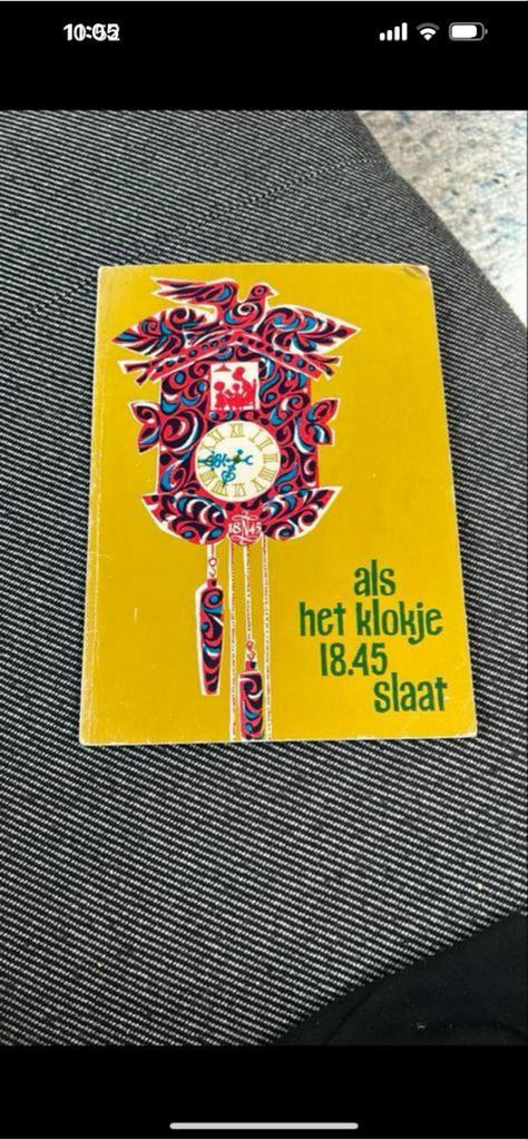 Als het klokje 18.45 slaat - Boek, Verzamelen, Merken en Reclamevoorwerpen, Overige typen, Ophalen of Verzenden
