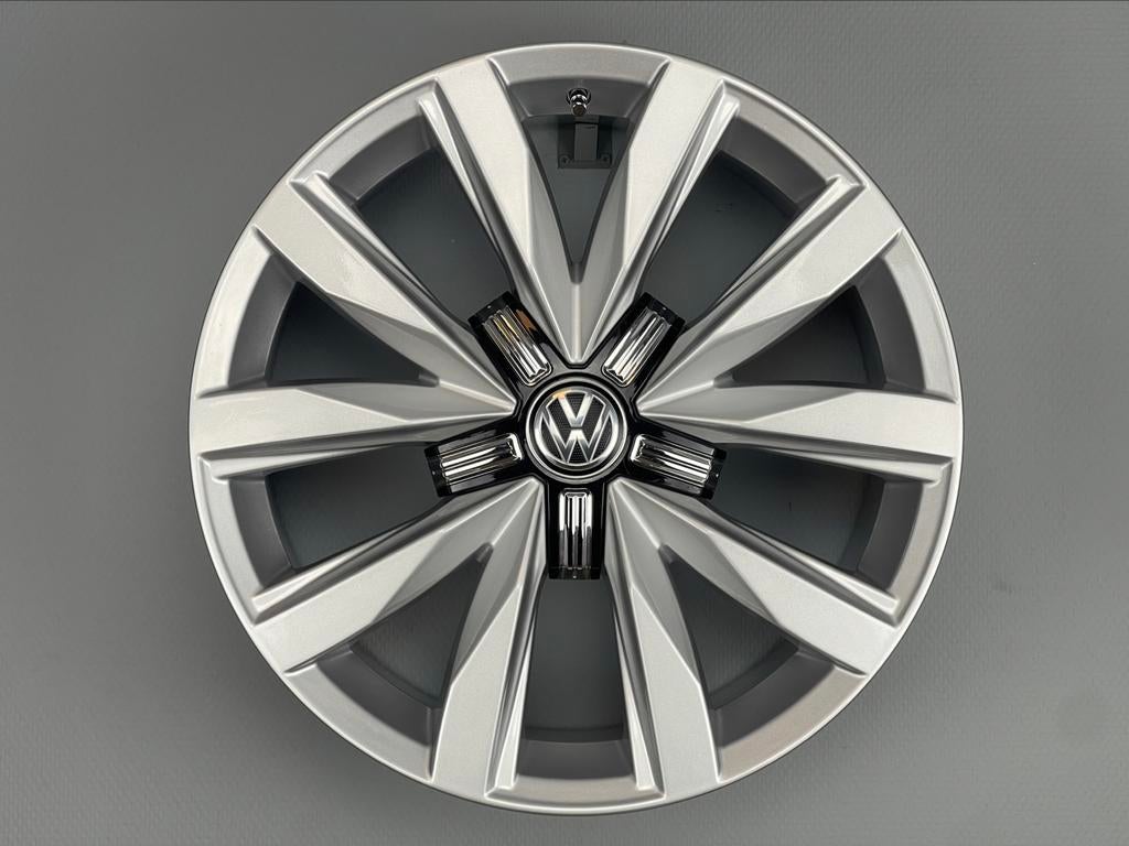 Springfield VW Transporter T5 T6 T7 auto velgen *1250 kilo*, 18 inch, Bestelwagen, 255 mm, Velg(en)