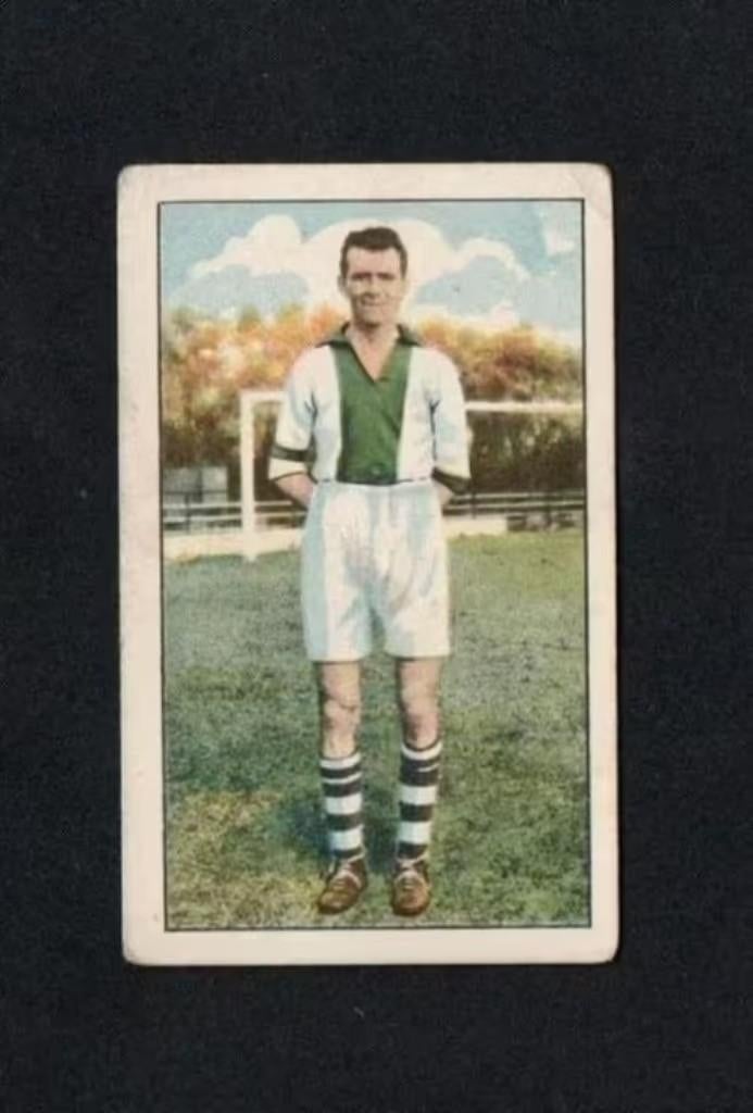 Voetbalplaatje F. Huizinga Hilversum (136)., Ophalen of Verzenden, Zo goed als nieuw