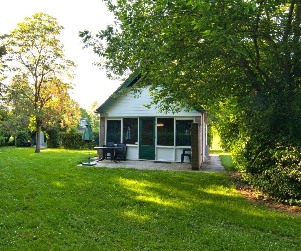 Vakantiebungalow te huur in Zuid Limburg, Internet, Limburg, Recreatiepark, In bos