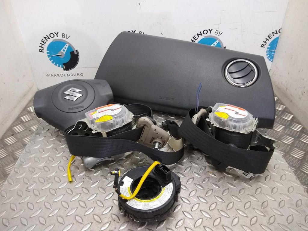 SUZUKI SWIFT 1.3 Shogun AIRBAG SET 2008, Gebruikt, -, -, Ophalen of Verzenden
