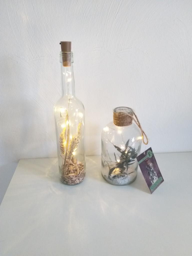 Nieuwe 2 stuks glazen fles met gedroogde bloemen met lichtje, Ophalen, Nieuw