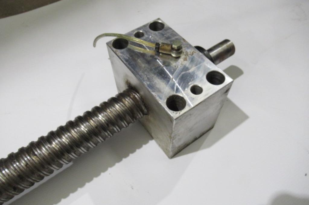 Kogelomloopspindel, Ø 38 mm 380 cm ( 4 METER ), Doe-het-zelf en Verbouw, Gereedschap | Machine-onderdelen en Toebehoren, Ophalen