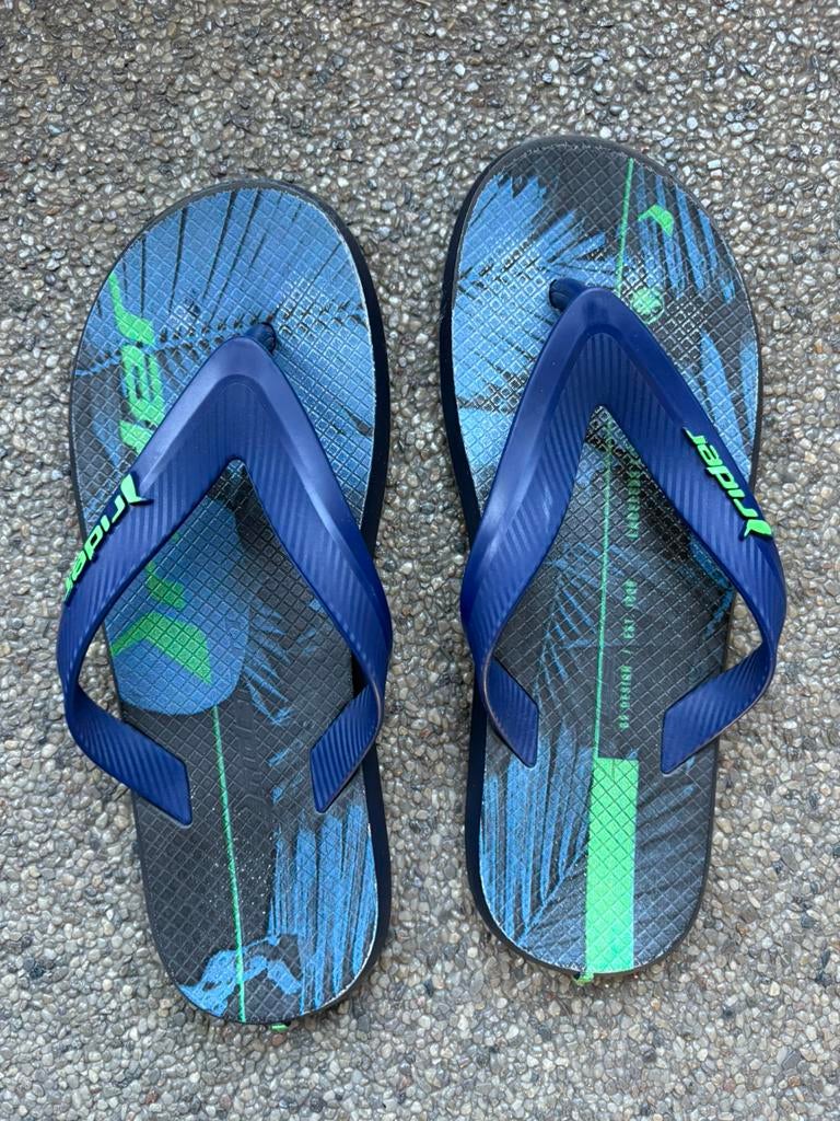 Rider teenslipper maat 32, Ophalen of Verzenden, Zo goed als nieuw, Jongen, Zwemschoenen