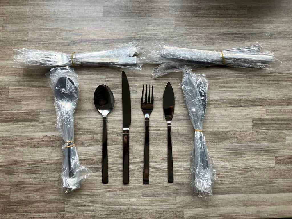 Sola Bestekset 24-Delig - Nieuw!, Nieuw, Ophalen of Verzenden, Rvs of Chroom, Vaatwasserbestendig