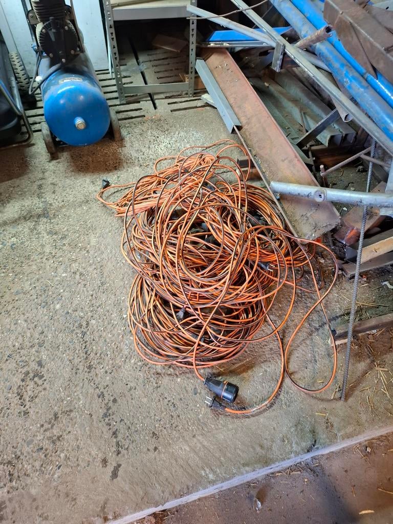 235m Niet-Geaarde Kabel - Diverse Lengtes, Ophalen, Gebruikt, Kabel of Snoer