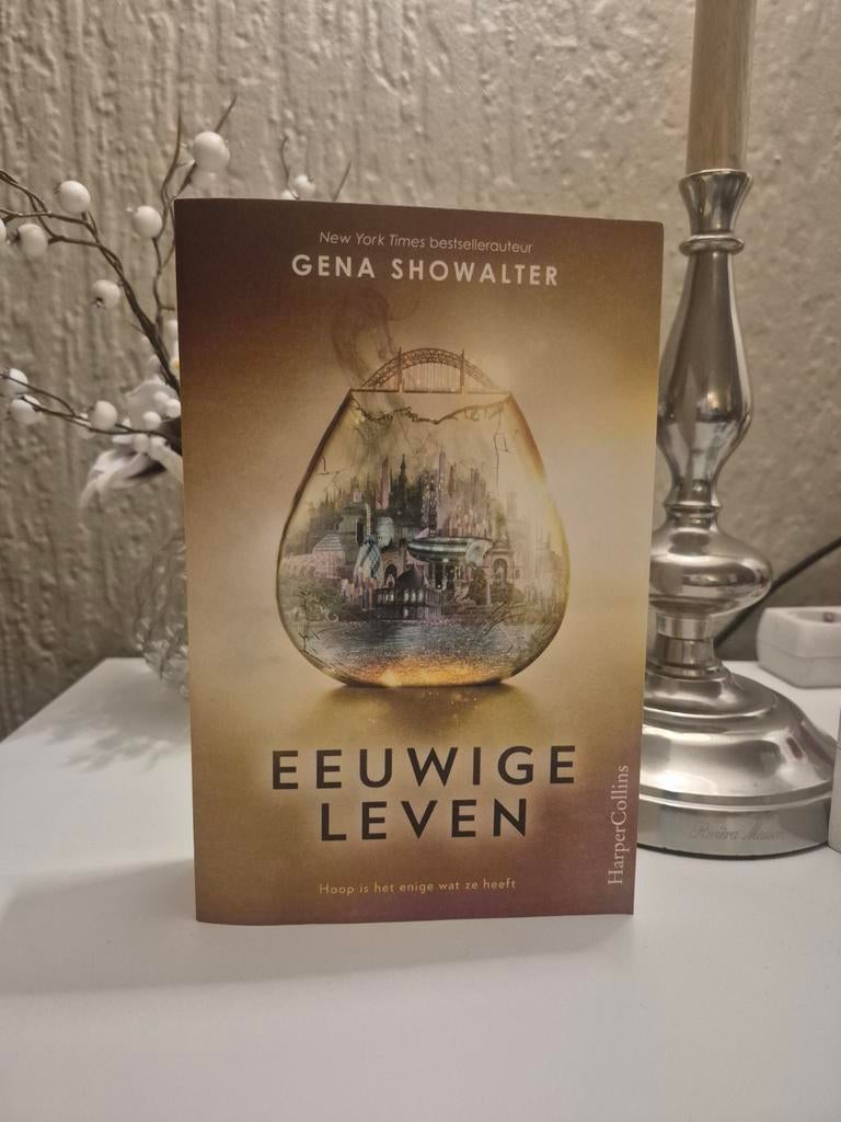 Eeuwige Leven - Gena Showalter, Boeken, Ophalen of Verzenden, Zo goed als nieuw, Gena Showalter