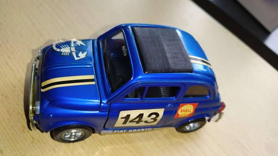 FIAT ABARTH 595, POLITOYS 1:25, MINT NU E 99!!, Hobby en Vrije tijd, Modelauto's | 1:24, Ophalen of Verzenden, Zo goed als nieuw