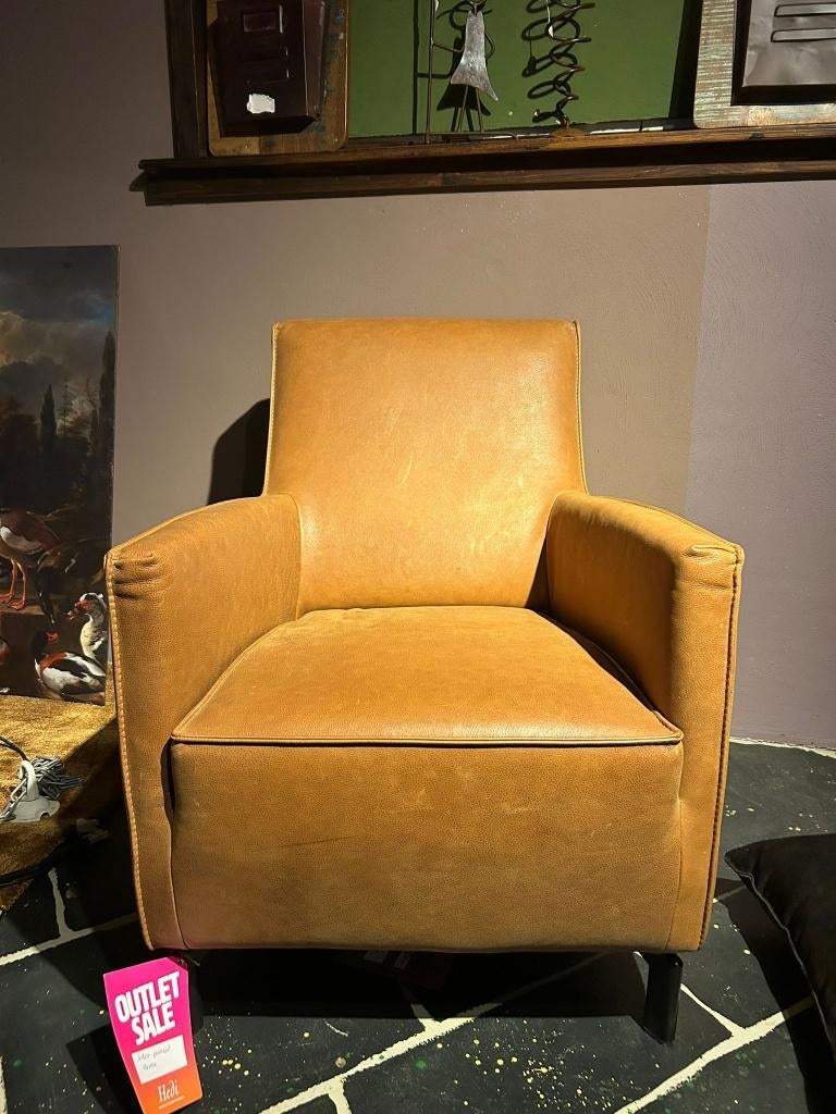 Echt Leren Fauteuil – Cognac – Zwarte poten, Ophalen, Nieuw, Landelijk, Industrieel, 50 tot 75 cm