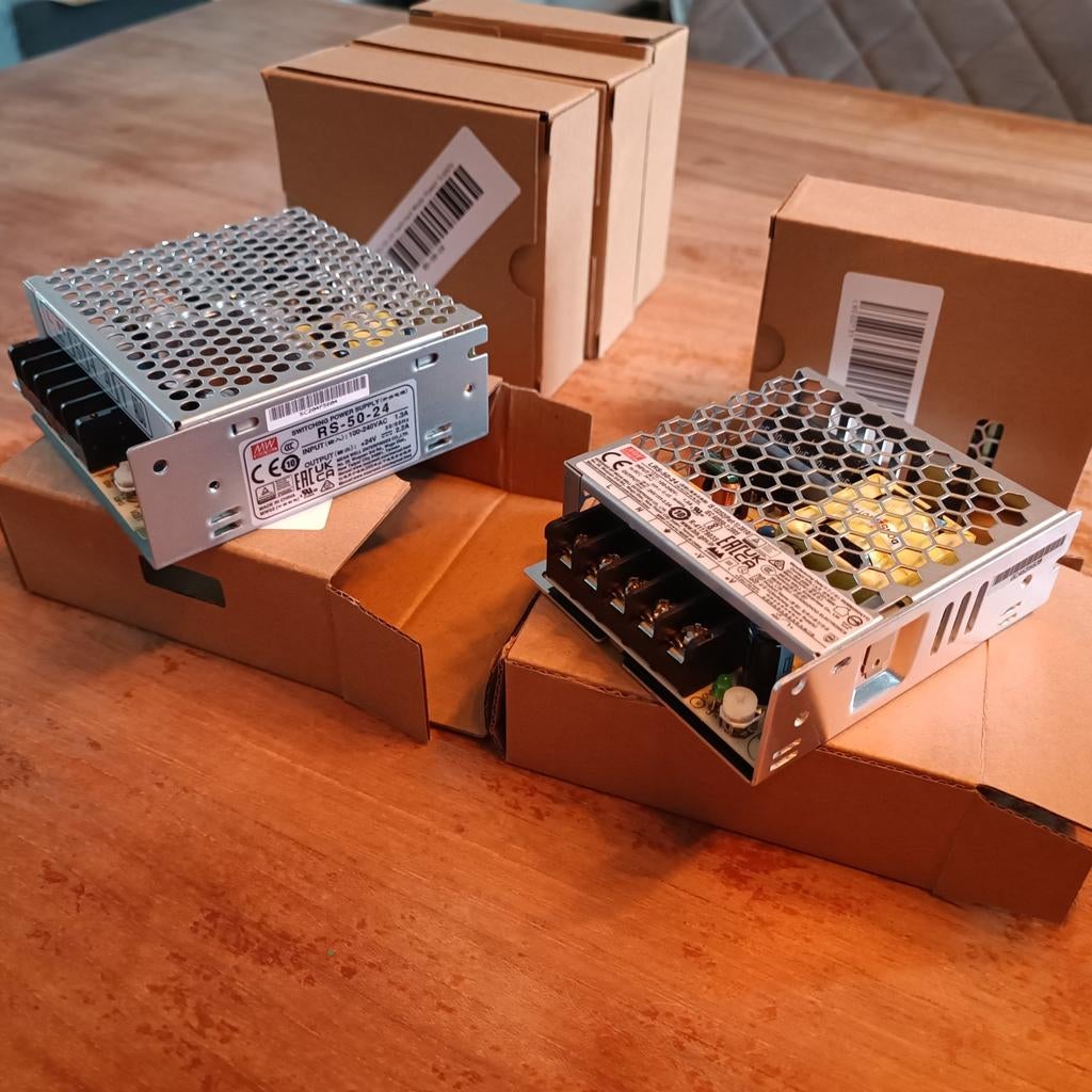 Meanwell switching power supply, Ophalen of Verzenden, Nieuw, Overige typen