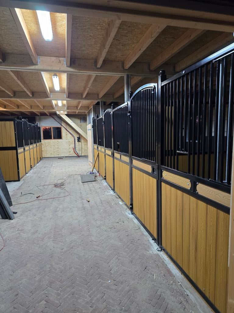 Voor al u binnen boxen, Dieren en Toebehoren