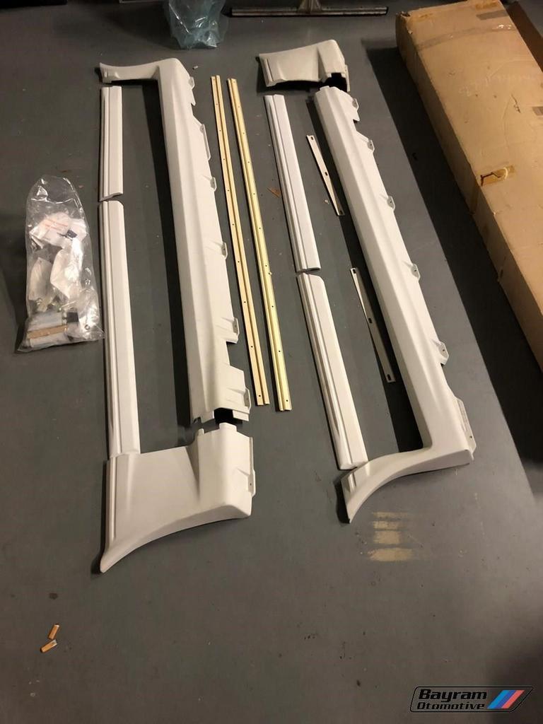Bmw E30 zijskirts set aerodynamica zijpanelen set 3serie nos, Auto-onderdelen, Ophalen, Gebruikt, -, -
