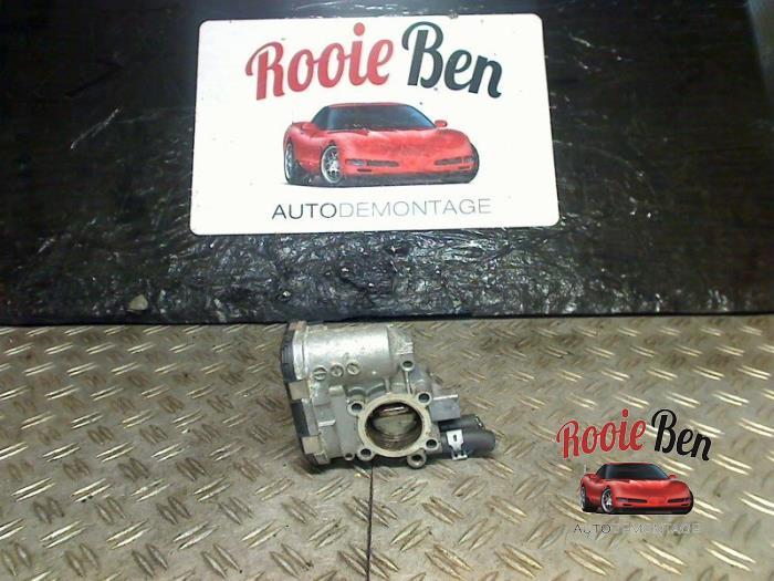 Gasklephuis van een Opel Corsa, Gebruikt, -, -, Opel