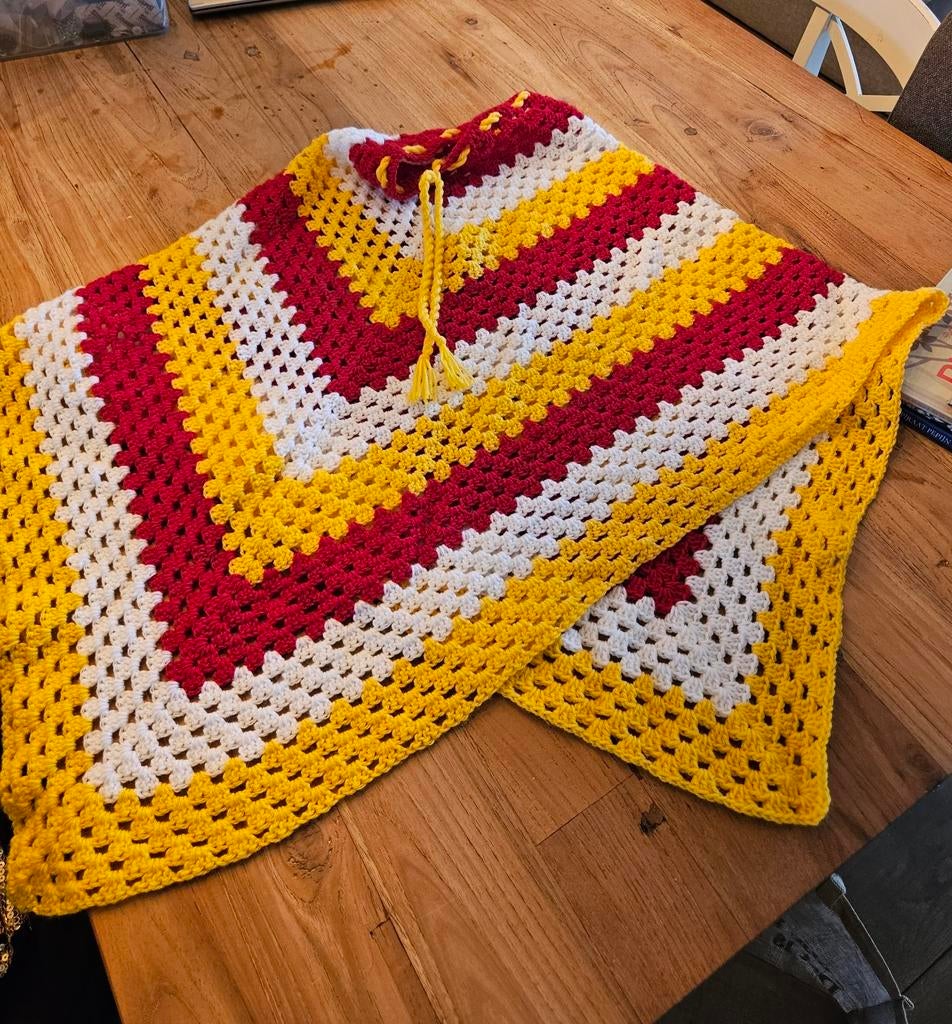 Oeteldonk Poncho - Carnaval Den Bosch, Kleding | Dames, Handgemaakt, Ophalen of Verzenden, Nieuw