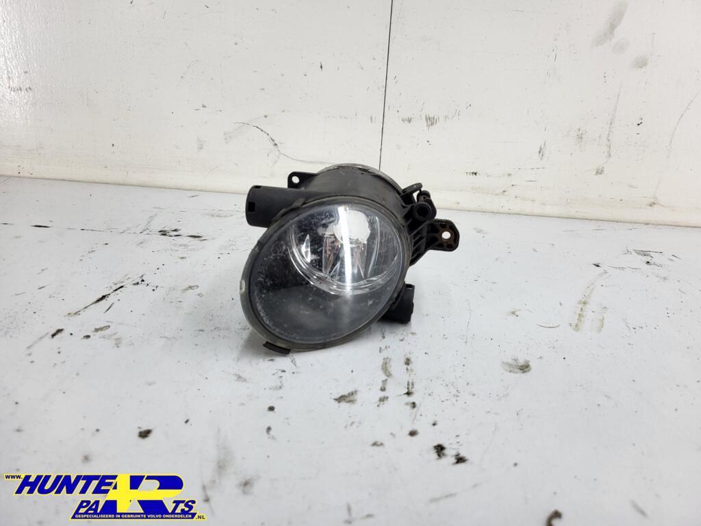 Mistlamp RV Volvo V70 III 2.0T ('07-'17) 31213102, Gebruikt, Ophalen of Verzenden, Volvo