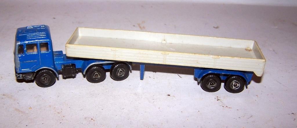 Efsi Mercedes truck met oplegger., Ophalen of Verzenden, Nieuw, Bus of Vrachtwagen, Efsi