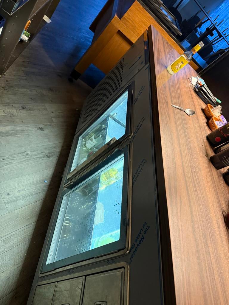 Horeca Koelkast met Glazen Deuren, Zakelijke goederen, Horeca | Keukenapparatuur, Ophalen of Verzenden, Gebruikt, Koelen en Vriezen