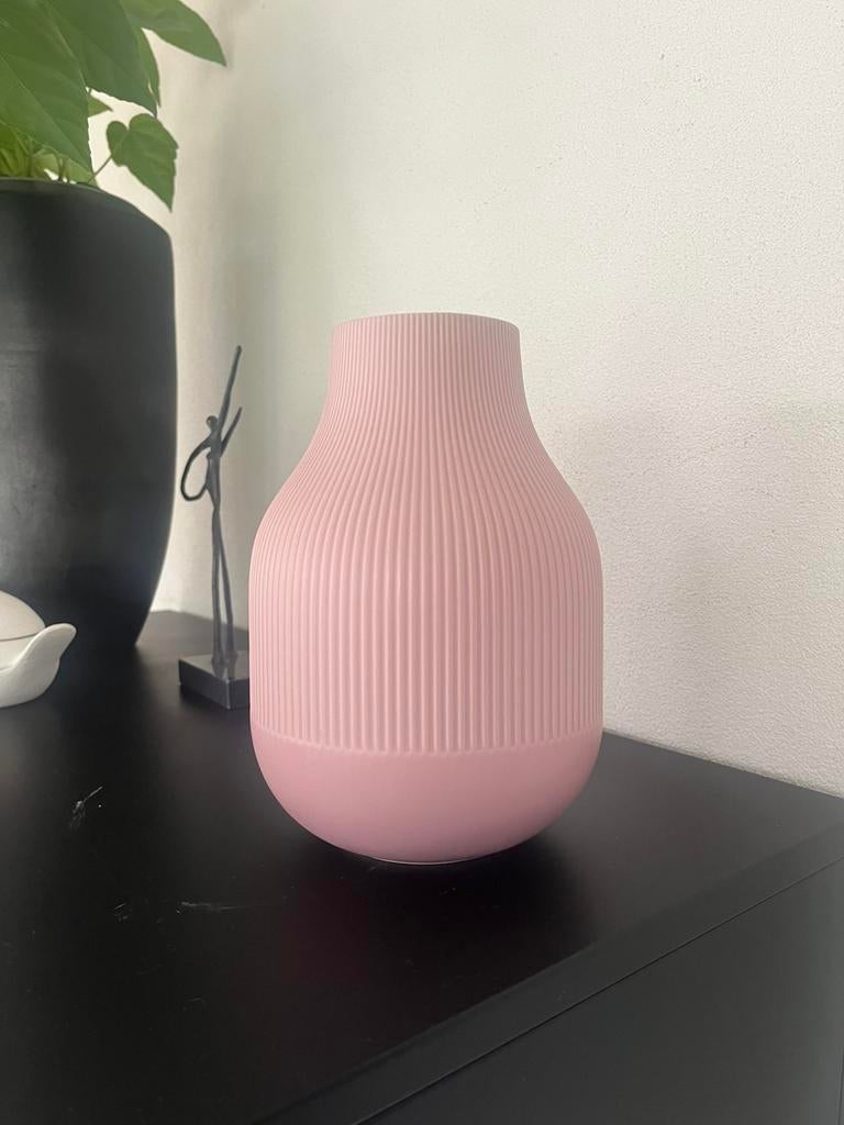 Mooie roze vaas, Huis en Inrichting, Woonaccessoires | Vazen, Ophalen, Overige materialen, Overige kleuren, Zo goed als nieuw