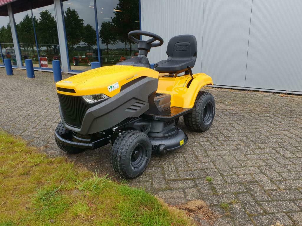 Stiga grasmaaier, zitmaaier, maaimachine. hoge inruil, Tuin en Terras, Zitmaaiers, Ophalen, Nieuw, 90 tot 120 cm