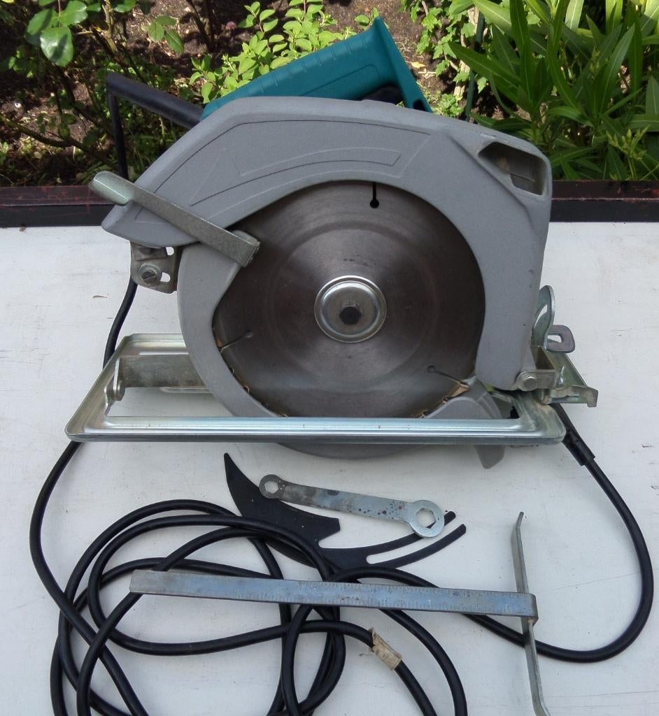 Black&Decker hand zaagmachine, Ophalen, Gebruikt, Cirkelzaag, Black&Decker