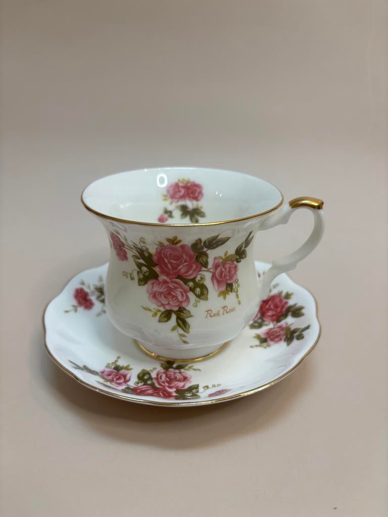Vintage Royal Ascot Red Rose Kop en Schotel, Antiek en Kunst, Antiek | Servies los, Ophalen of Verzenden