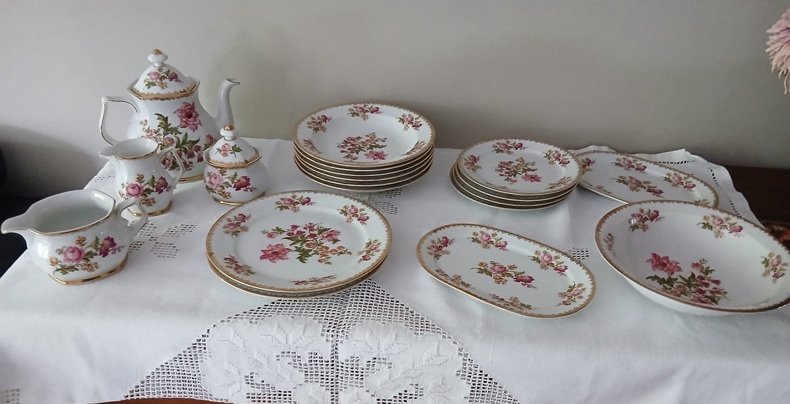 19-delig Royal Bavaria servies met bloemmotief, Ophalen of Verzenden