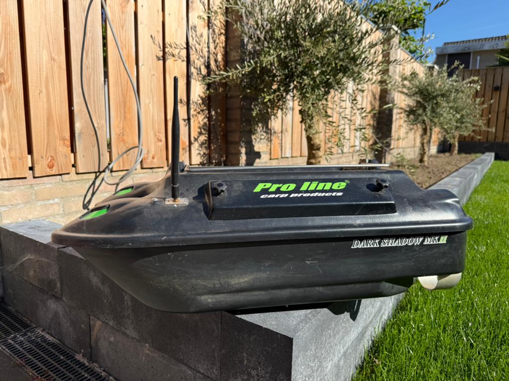 Voerboot Proline Darshadow mk2 / Monsterbaitboat, Ophalen of Verzenden, Zo goed als nieuw, Overige typen
